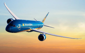 Ảnh của Vietnam Airlines (HVN) báo doanh thu tăng gấp 4,5 lần, có lãi gộp trở lại trong quý 3/2022