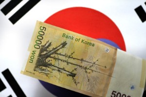 Picture of South Korea FX reserves fall again in Oct as won weakens