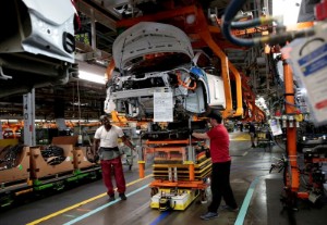 Ảnh của Workers to decide whether to unionize Ohio GM-LG battery joint venture