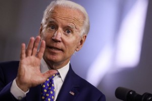 Ảnh của Tổng thống Hoa Kỳ Biden cho biết giới hạn giá dầu của Nga vẫn đang được đàm phán