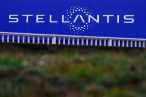 Picture of Stellantis teams up with Michigan's DTE to advance renewable energy goals