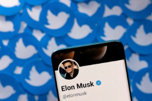 Picture of Twitter suspends bot account tracking Elon Musk's jet