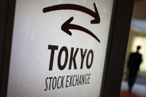 Picture of Asian stocks sink on recession fears, Nikkei slammed by weak data