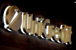 Picture of UniCredit signs asset management accord with Azimut