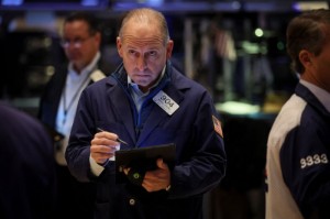 Picture of S&P 500 deepens losses as rising Treasury yields blunt tech