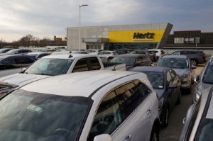 Picture of U.S. agency investigating if Hertz rented unrepaired recalled vehicles