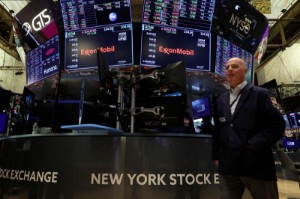 Picture of Wall Street falls as investors assess inflation data