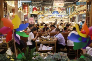 Picture of China to step up financial support to COVID-hit catering, tourism sectors