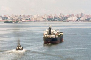 Picture of Venezuela's lack of dredging causes trouble for Chevron's heavy oil exports