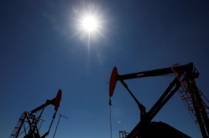 Picture of ExxonMobil says weaker oil and gas prices to weigh on profit, GS maintains Buy