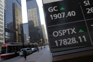 TSX hits 4-week high as investors eye 'beaten-down' sectors