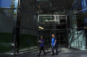 Ảnh của BlackRock earnings beat by $1.07, revenue topped estimates