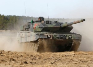 Picture of Repaired German Leopard tanks for Ukraine ready in 2024 at earliest, armsmaker says