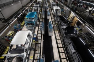 Picture of Toyota Sees Vehicle Output Recovery in 2023, With Some Risks