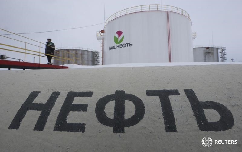 Crude up 6% as Europe Said to Mull U.S.-like Ban on Russian Oil