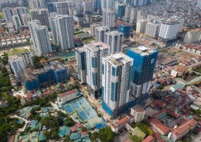 Rủi ro kép “bóp nghẹt ” thị trường bất động sản 