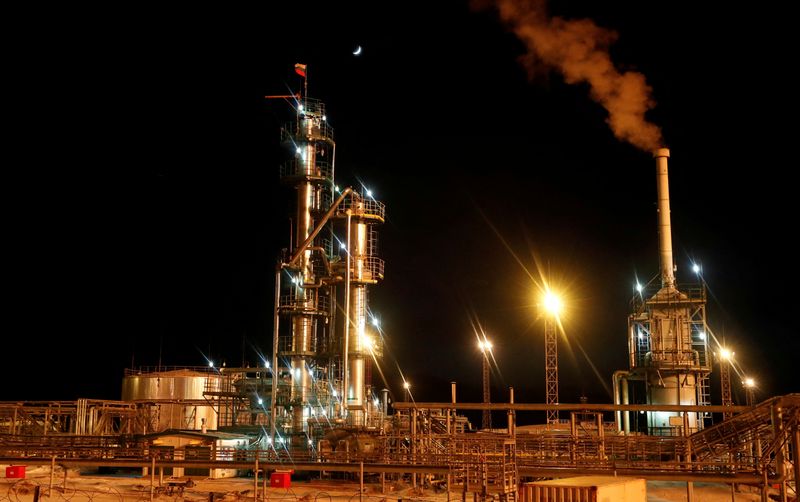 Oil extends rally as EU members weigh Russian ban, Houthis target Saudi