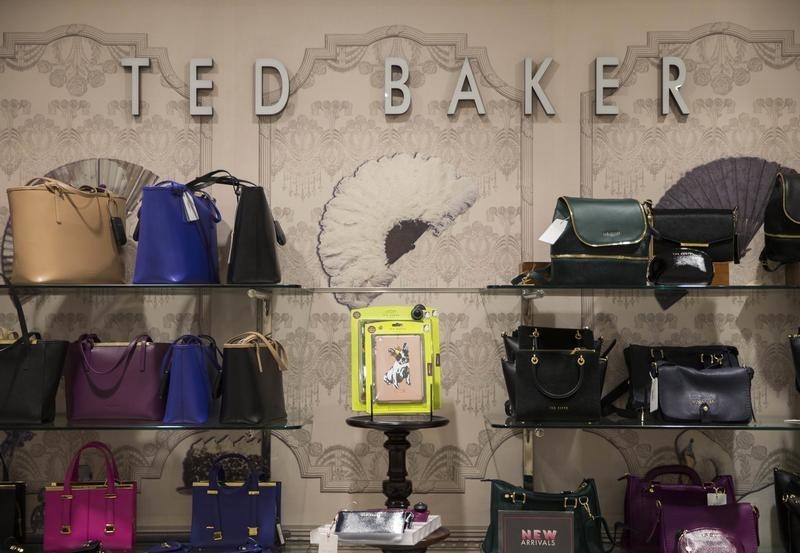 Chứng khoán Châu Âu cao hơn; Ted Baker từ chối đề xuất tiếp quản