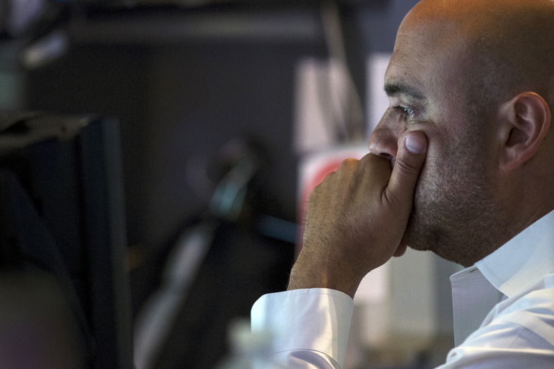 U.S. Stock Futures Tick Higher Ahead of FOMC Minutes