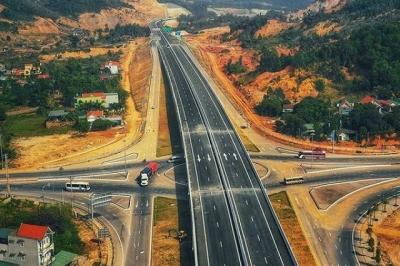 Chính phủ dành trên 500,000 tỷ đồng để đầu tư hơn 1,900 km cao tốc
