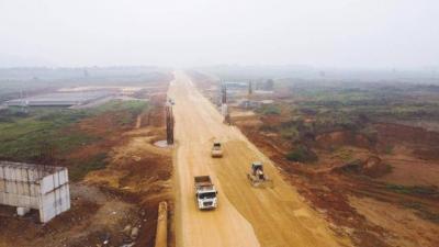 Giải quyết dứt điểm vướng mắc mặt bằng trong tháng 4 và nguồn vật liệu cao tốc Bắc-Nam giai đoạn 1