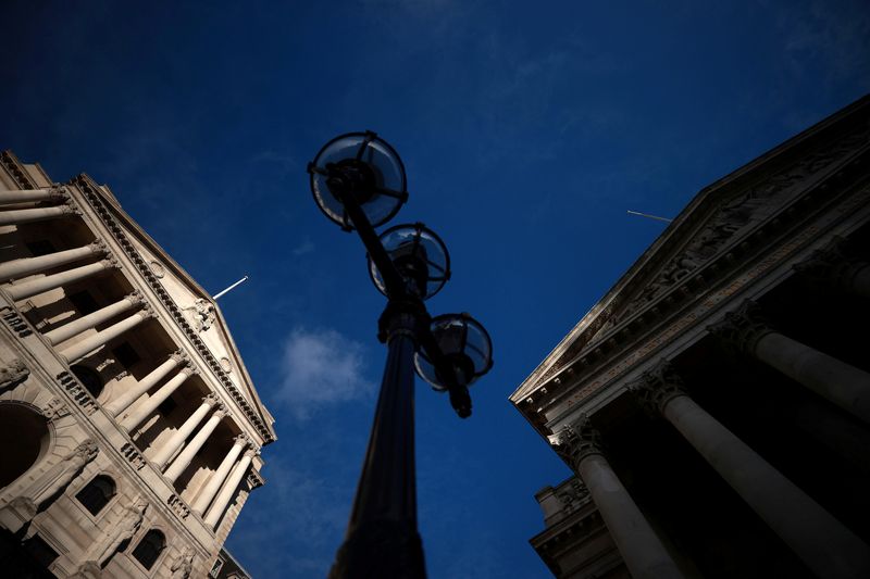 BoE's Saunders worries inflation will be higher than forecasts