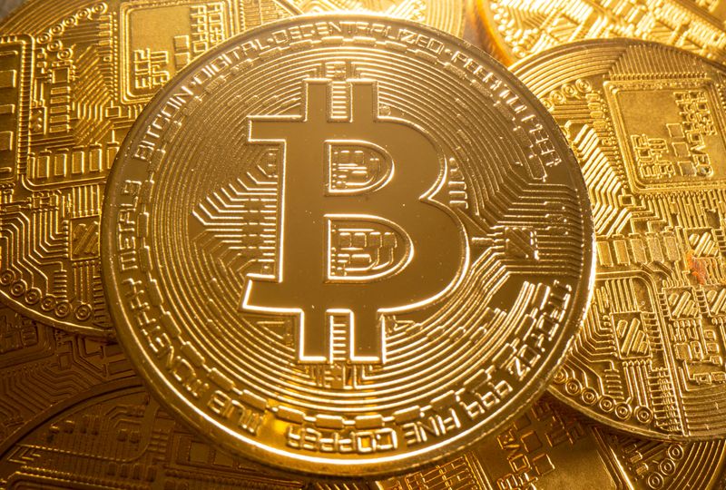 Bitcoin falls to lowest in 16 mths, giving up 2021 gains