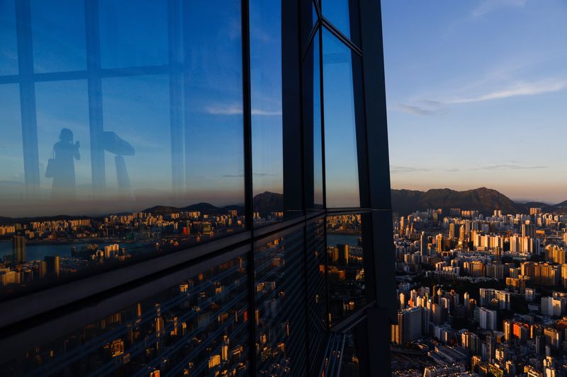 Hong Kong's Q1 GDP contracts by 4% y/y; 2022 growth forecast revised down