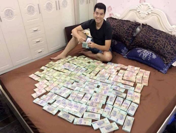 Lê Ngọc Tuấn hay còn gọi là Tuấn Scam, một trong những người kêu gọi nhiều nhà đầu tư vào IFAN