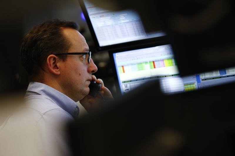 T. Rowe Price CIO Says Investors Should Buy Bonds Now