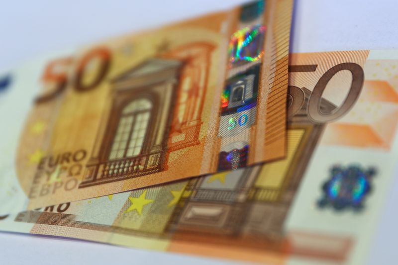 Surprise Swiss rate hike sparks huge jump in German bond yields