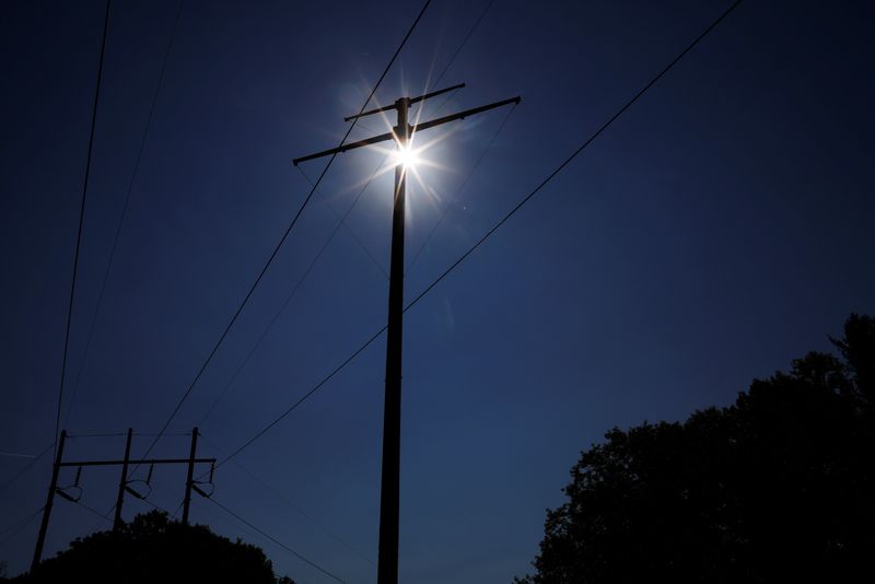Extreme heat to test U.S. Midwest power grid this week