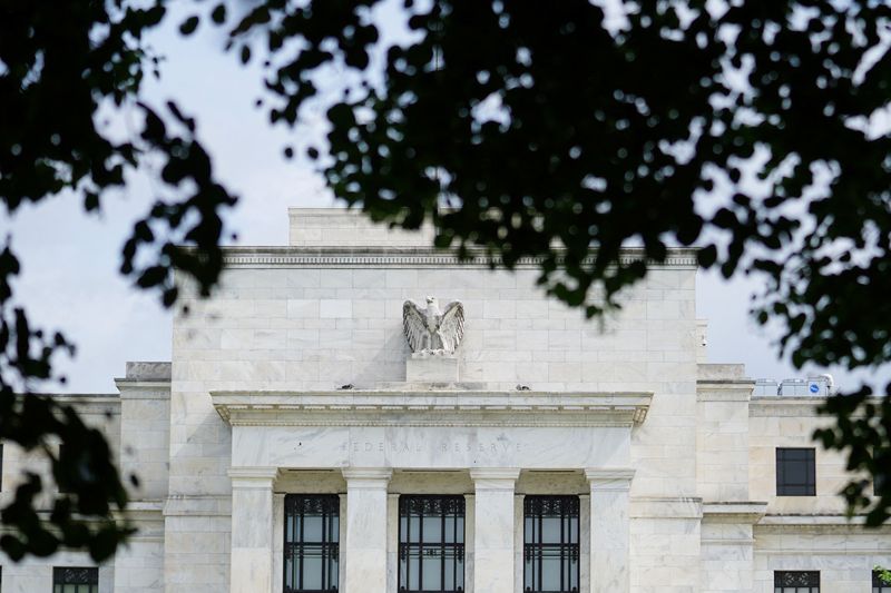 Fed says U.S. banks can weather severe downturn comfortably