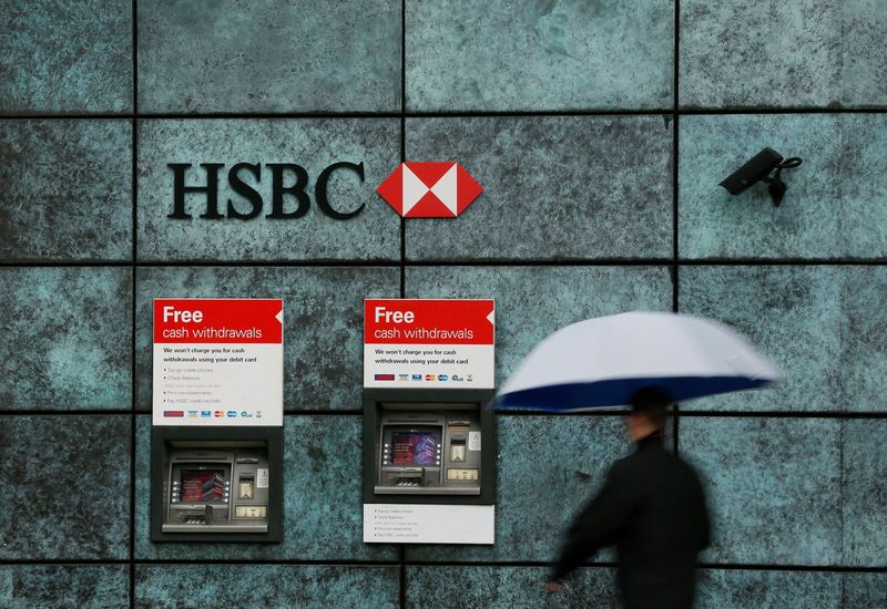 HSBC agrees deal to sell Russian unit to Expobank