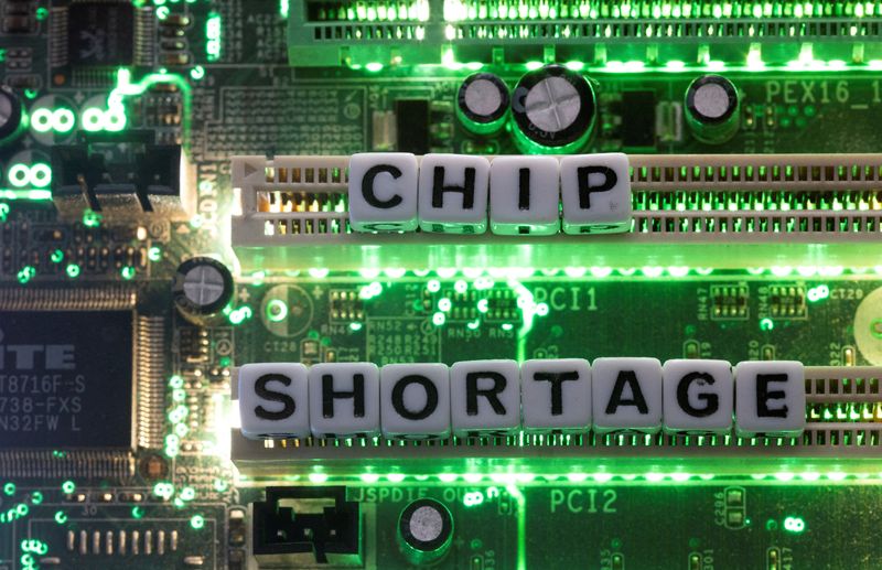 Global manufacturers see chip shortage easing
