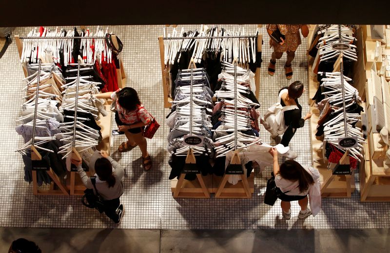 Australians kept shopping in Q2, but wallets may now be closing