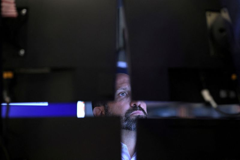 Wall Street struggles for direction as slowdown worries weigh