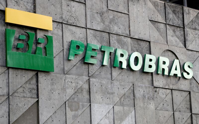 Brazil's Lula advised to buy back Petrobras refineries - source