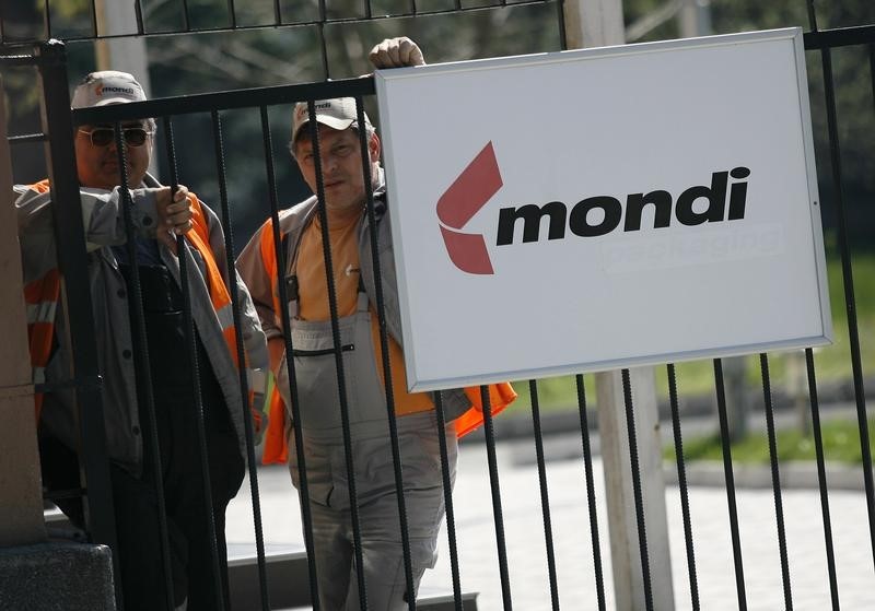 Mondi Soars After Agreeing $1.55 Billion Disposal of Russian Paper Mill