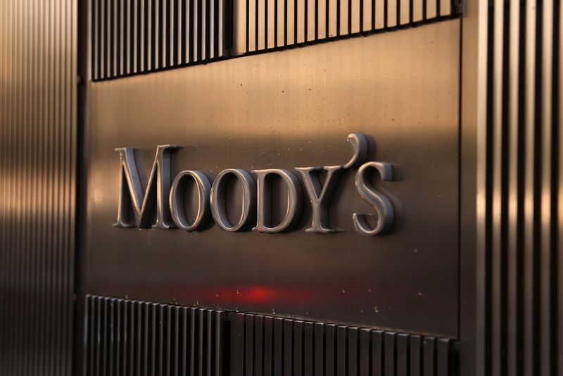 Mexican Unifin's debt restructuring is negative for other fincos - Moody's