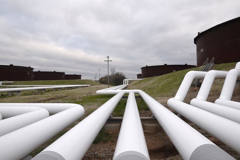Judge rules oil pipeline dispute between Enbridge and Michigan belongs in federal court