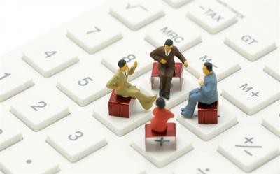 Quỹ đầu tư giao dịch “rộn ràng”