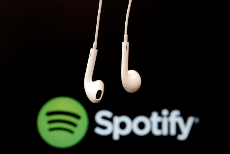 Rumble's SPAC Stock Jumps as Joe Rogan Praises the Platform