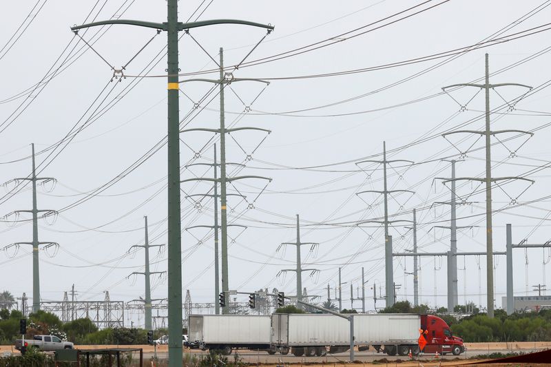 California urges power cuts as demand heads toward record