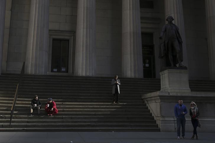 U.S. stocks lower at close of trade; Dow Jones Industrial Average down 0.55%