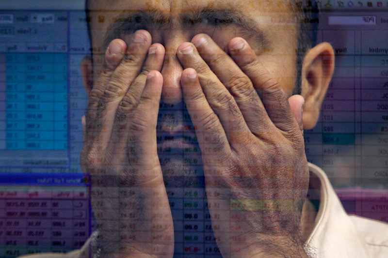 Asian Stocks Slip on Weak Chinese Trade Data, Fed Jitters