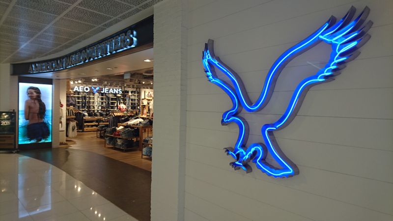 American Eagle Outfitters Slumps 15% After 'Rough' Results