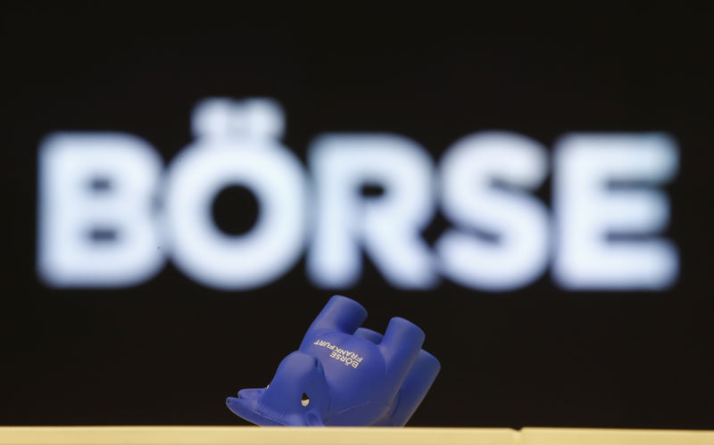 European Stocks Higher; U.K. GDP Growth Disappoints