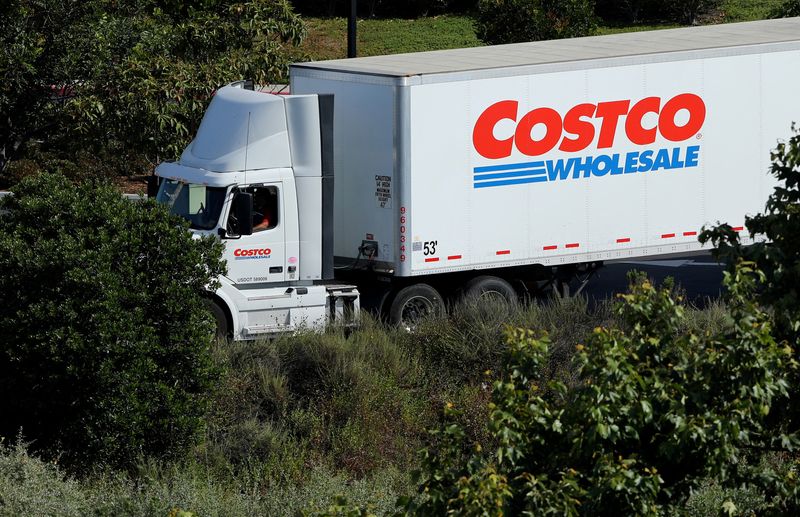 Costco beats quarterly revenue estimates on robust demand