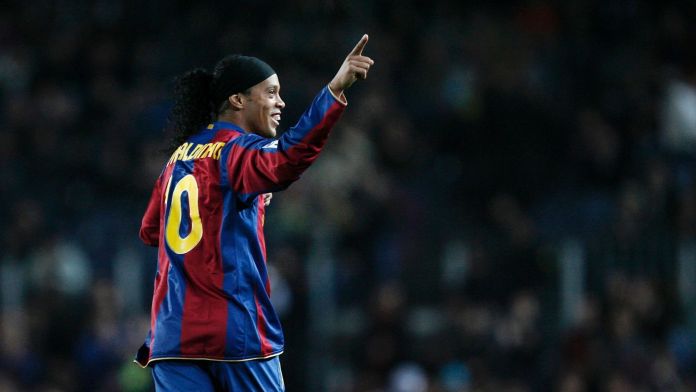 Huyền thoại bóng đá Ronaldinho ra mắt đồng tiền điện tử Soccer Coin